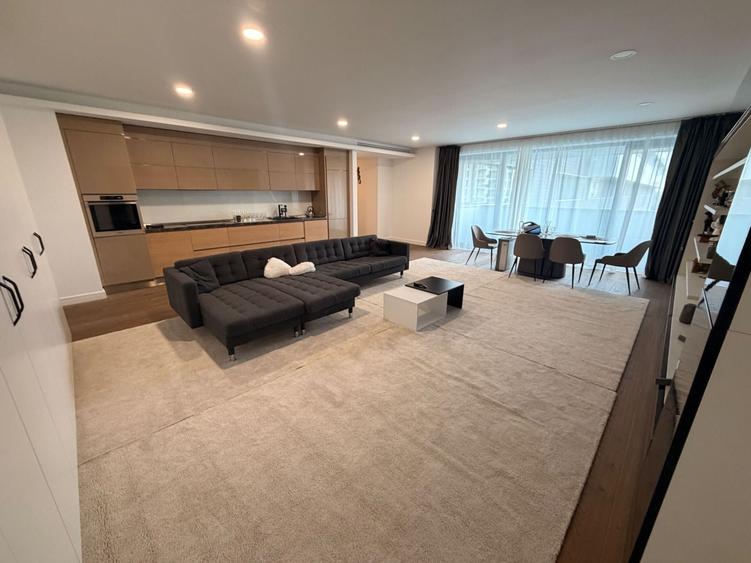Apartament cu 3 camere în Aviației