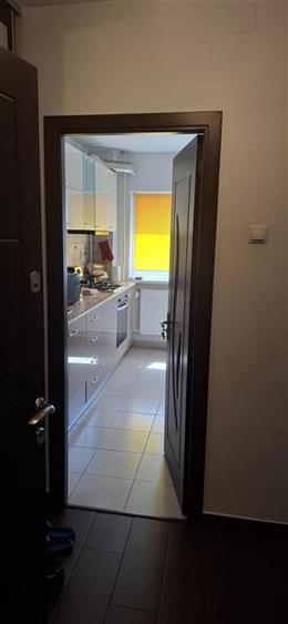 Apartament cu 2 camere decomandat în Tei