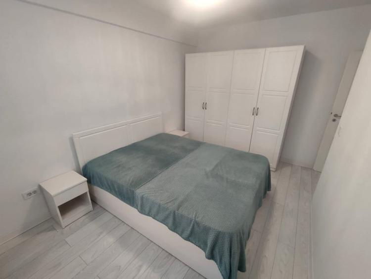 Apartament cu 3 camere decomandat, mobilat în Cug