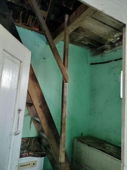 Casă cu 3 camere în Florești