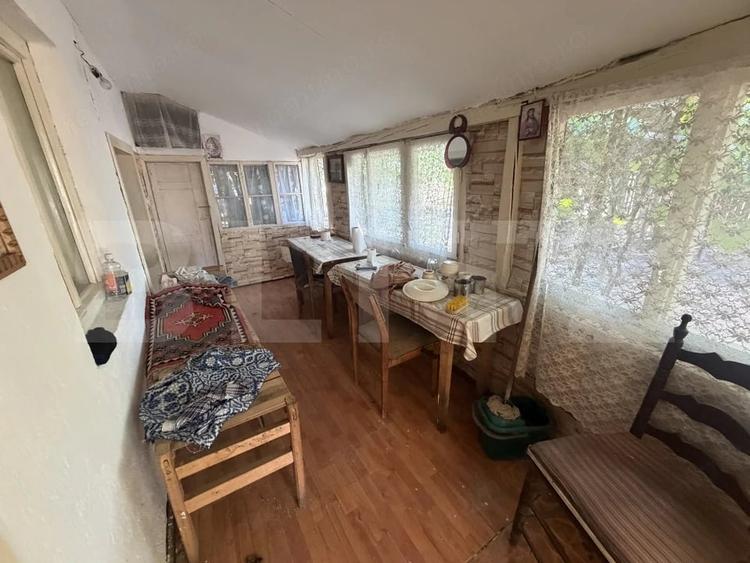 Casă cu 2 camere cu Teren 1400 Mp în Nușfalău