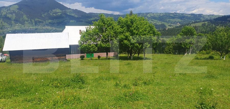 Casă individuală cu 2 camere cu Teren 30000 Mp în Vatra Dornei
