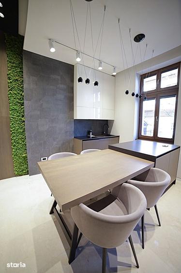 Apartament cu 3 camere în Centrul Istoric