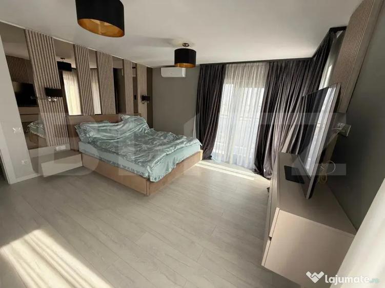 Apartament cu 5 camere decomandat în Mureșeni