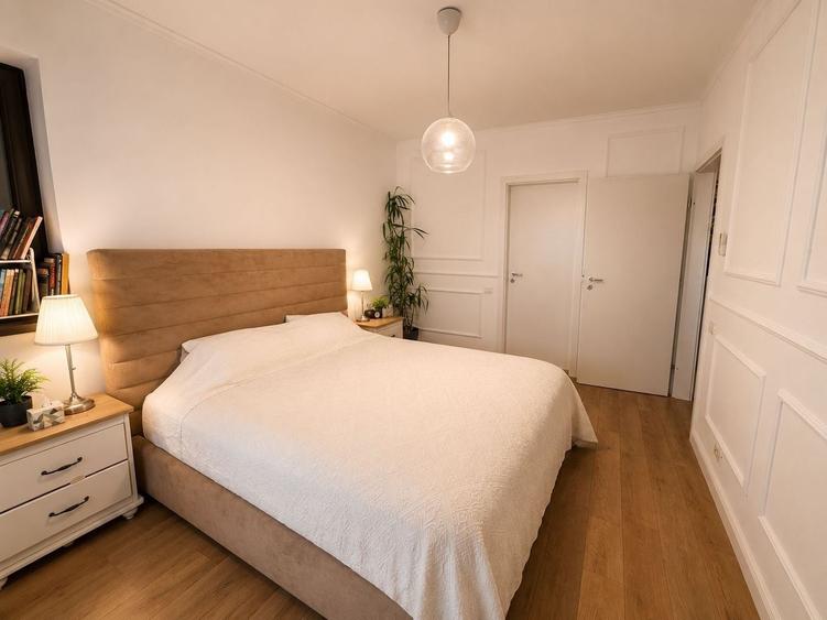 Apartament cu 3 camere semidecomandat, mobilat în Pipera