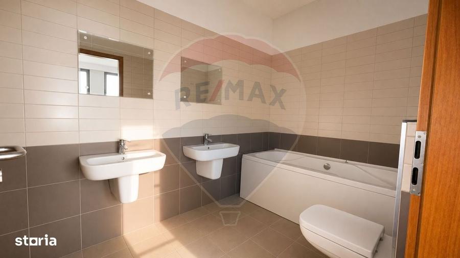 Spațiu comercial, de 98 mp, în Central