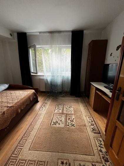 Apartament cu 2 camere semidecomandat în Alexandru cel Bun