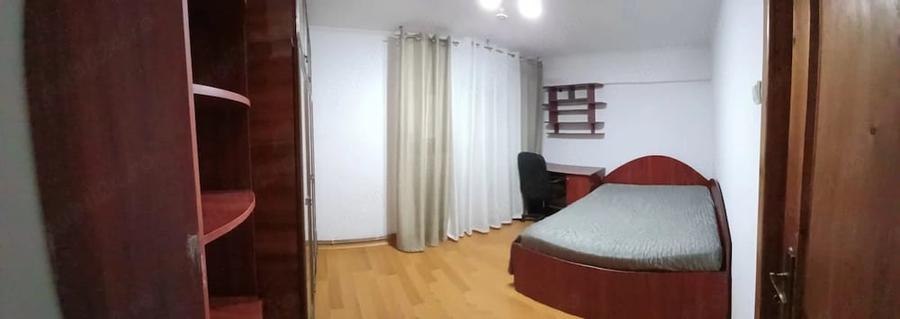 Apartament cu 3 camere decomandat în Dacia