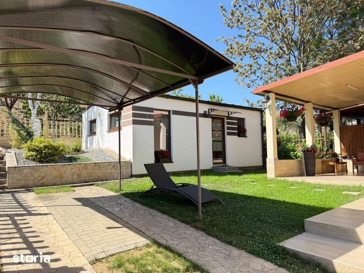 Casă cu 4 camere decomandat cu Teren 1000 Mp în Sântandrei