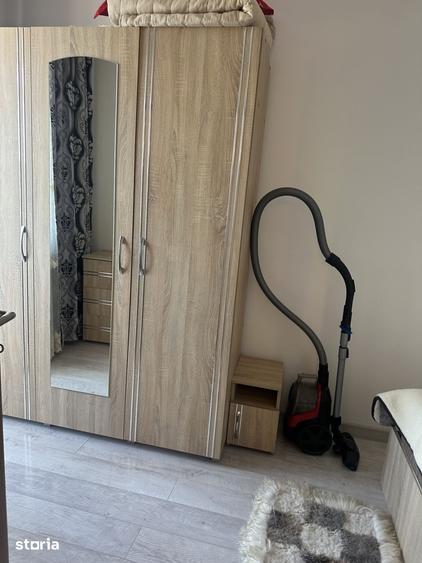 Campina - central - ap. 2 cam mobilat - 54000 Euro/Neg. - 8
