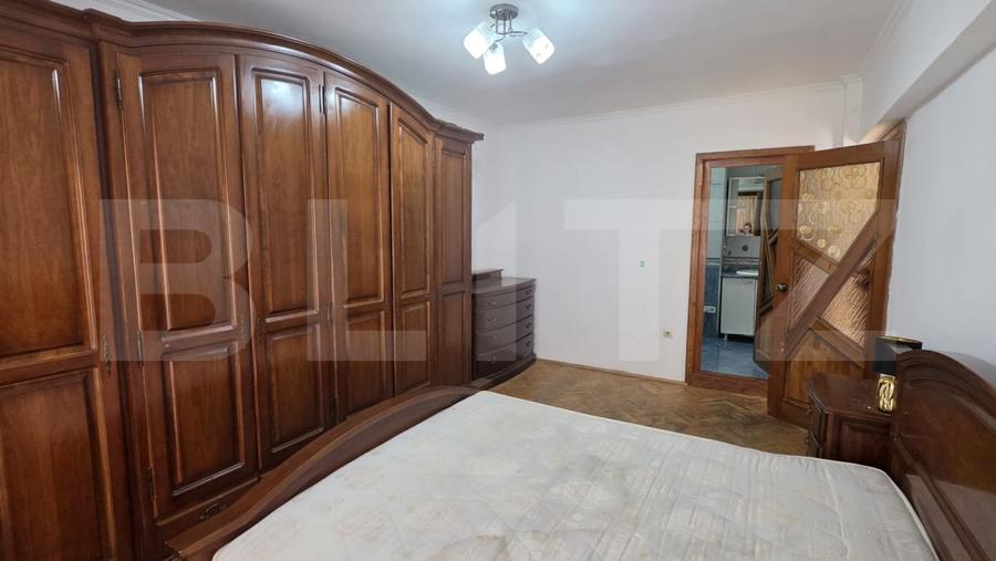 Apartament cu 4 camere decomandat, mobilat în Lucian Blaga