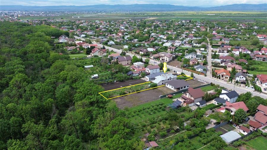 Casă cu 6 camere cu Canalizare în Nord