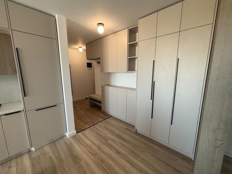 Apartament cu 2 camere decomandat în Aradului