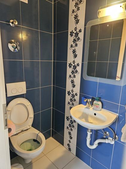 Apartament cu 3 camere nedecomandat în Central