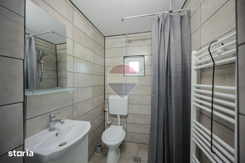 Casă cu 3 camere cu Teren 8788 Mp în Forosig