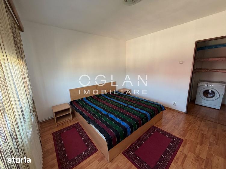 Apartament cu 3 camere decomandat în Vasile Aaron