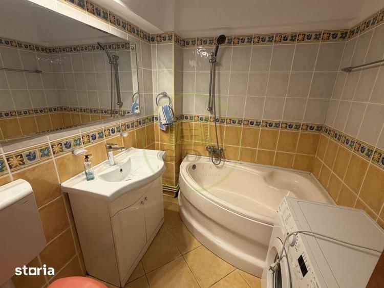 Apartament cu 3 camere decomandat în Centrul Civic