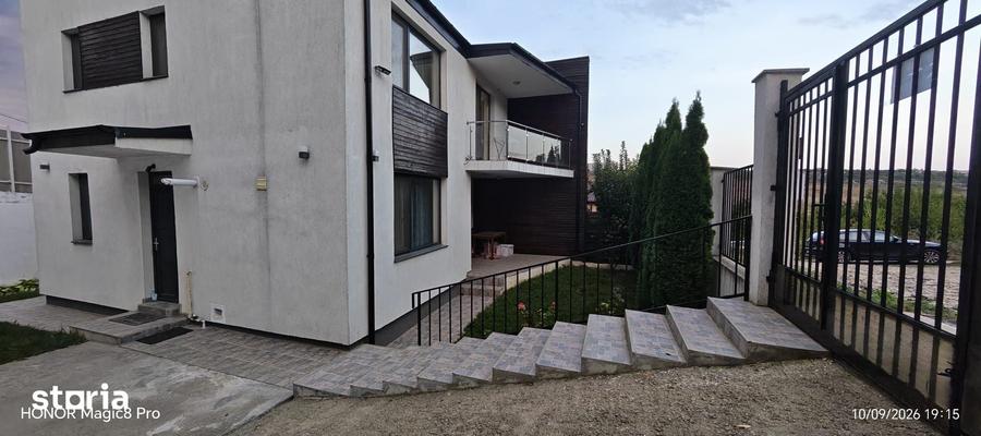 Casă cu 4 camere cu Teren 200 Mp în Ruginoasa