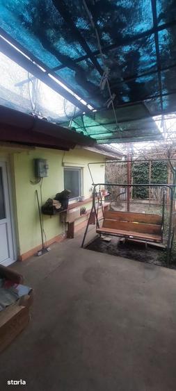 Casă cu 7 camere cu Teren 660 Mp în Palazu Mare