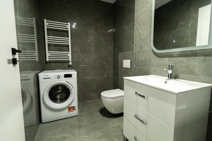 Apartament cu 2 camere semidecomandat, mobilat în Iris