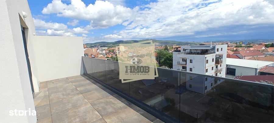Apartament cu 4 camere în Lazaret