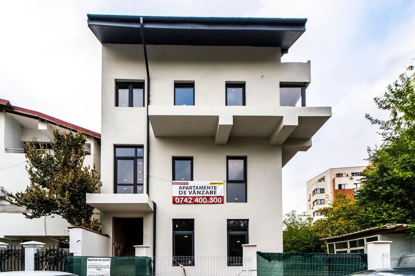 Apartament cu 3 camere semidecomandat în Militari