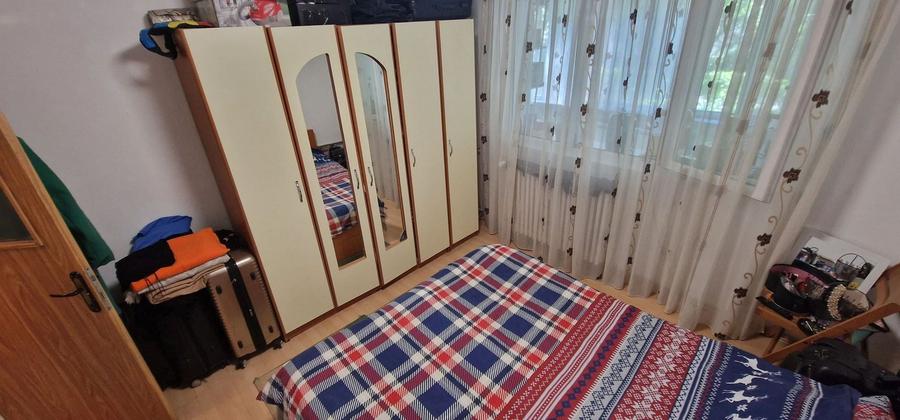 Apartament cu 3 camere semidecomandat în City Park Mall