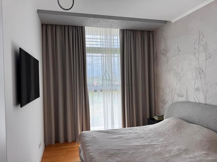 Apartament cu 3 camere semidecomandat, mobilat în Floreasca