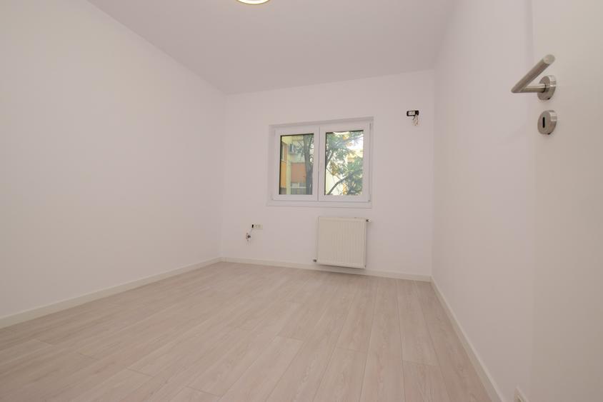 3 camere, renovat, centrală, 2/4, Rahova - Strada Oltina - 9