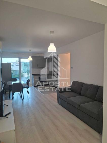 Apartament cu 3 camere decomandat, mobilat în Lipovei