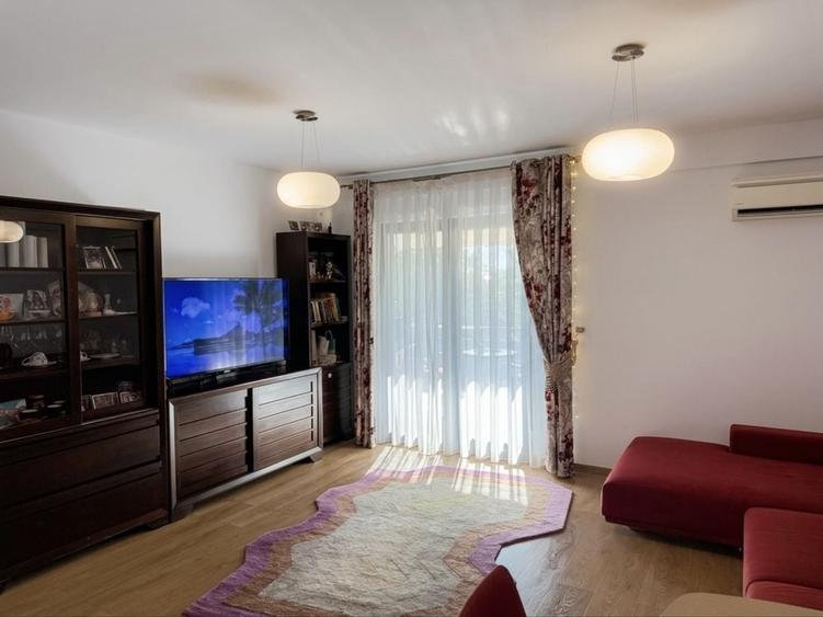 Apartament cu 3 camere decomandat în Alexandru cel Bun