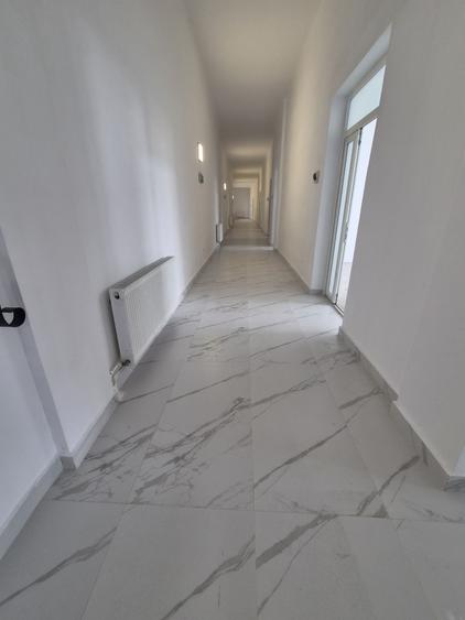 Spațiu comercial, de 1,200 mp, în Central