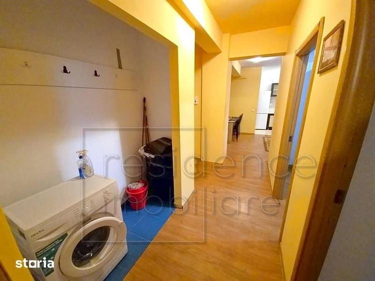 Apartament cu 3 camere semidecomandat în Mărăști