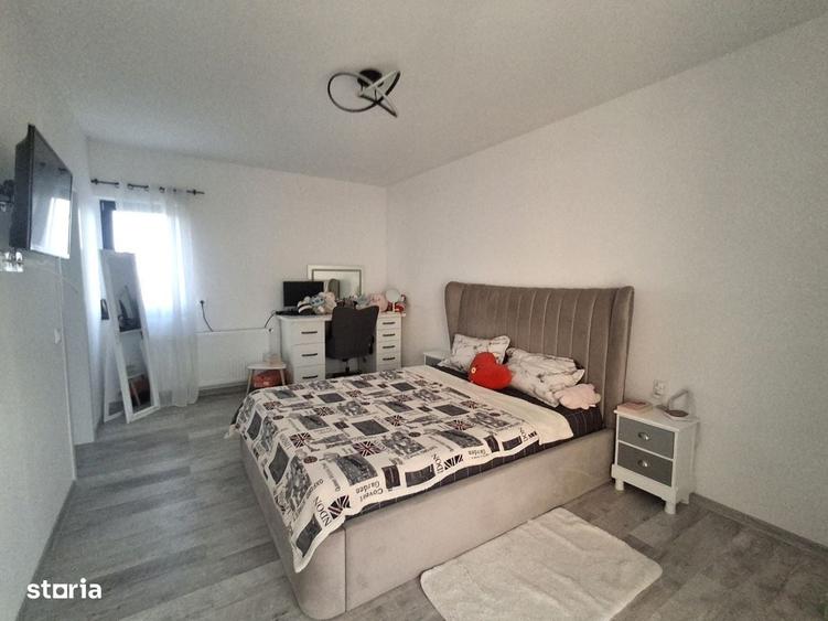 Casă cu 3 camere în Central