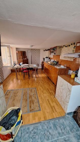 Casă individuală cu 3 camere cu Teren 1041 Mp în Valea Roșie