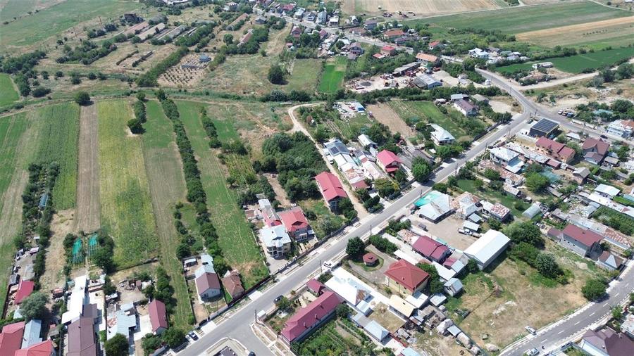 Teren Construcții intravilan de 4699 mp, în Milcovul