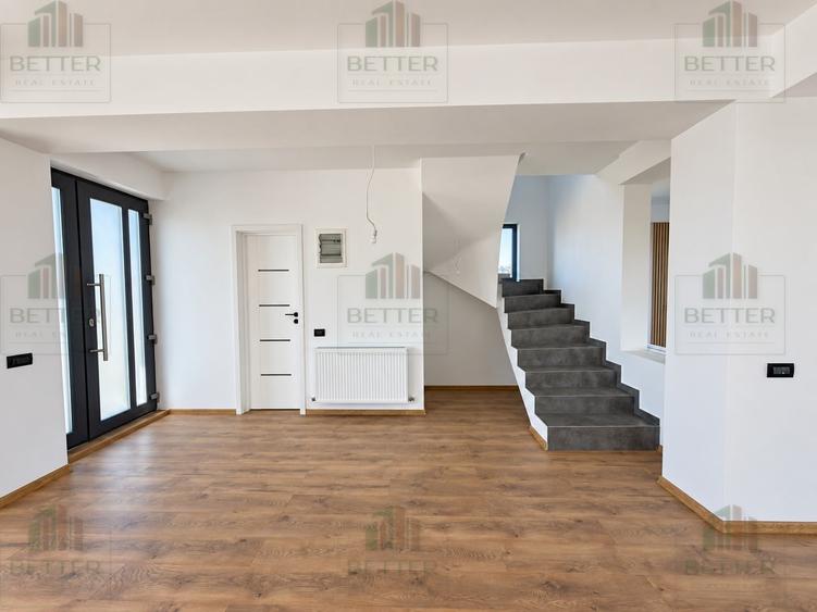 Casă individuală cu 4 camere cu Teren 422 Mp în Berceni