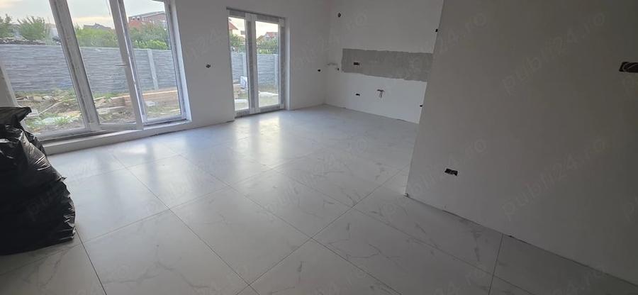 Casă cu Teren 250 Mp în Moșnița Veche