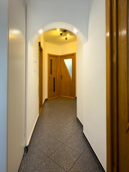 Apartament cu 4 camere decomandat în Gara