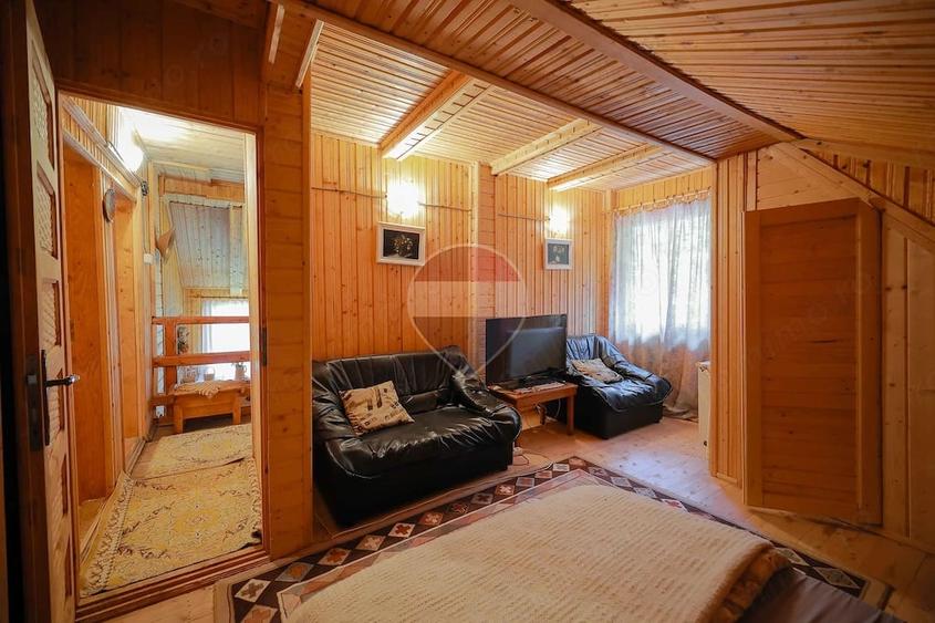 Casă cu Teren 3326 Mp în Arieșeni