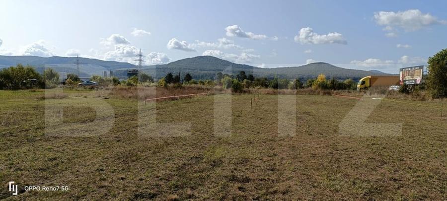 Teren Construcții intravilan de 4900 mp, în Exterior Sud
