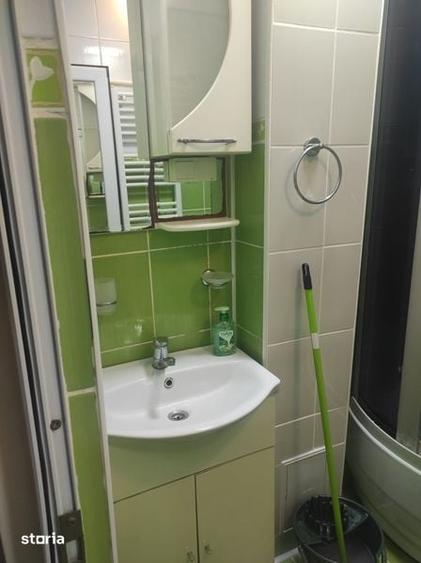 Apartament cu 2 camere în Micro 13