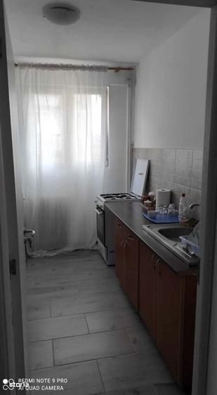 Apartament cu 2 camere decomandat în Basarabia