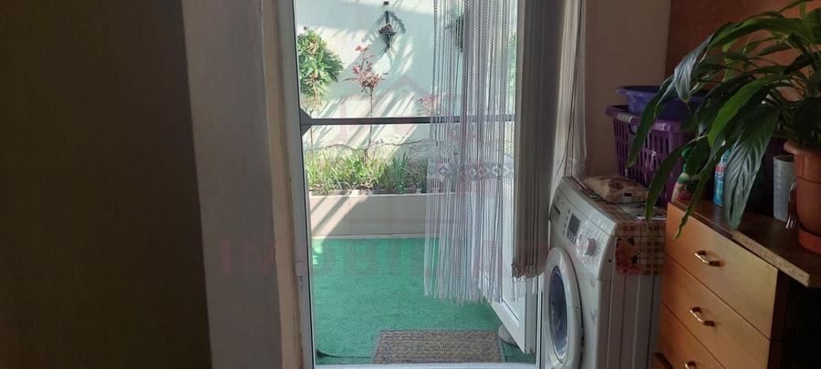 Duplex cu 4 camere cu Canalizare în Central
