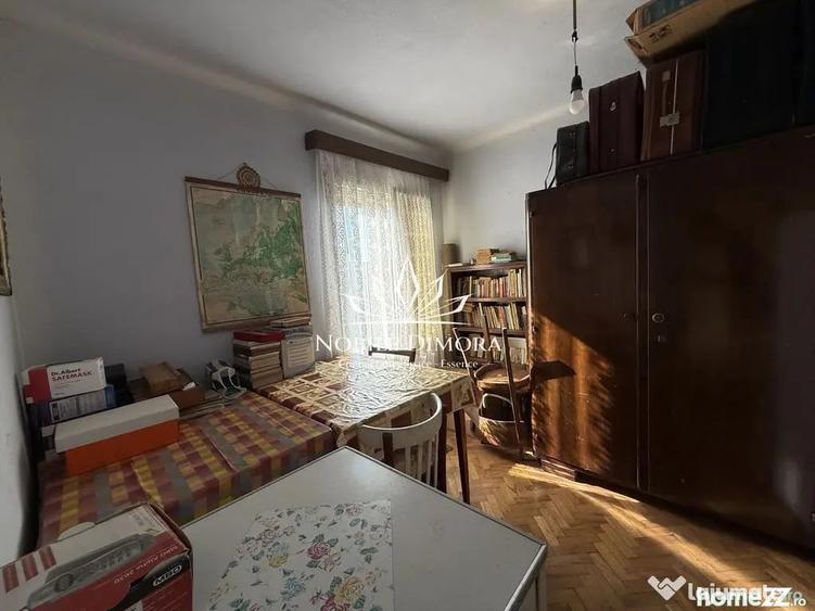 Casă cu 4 camere cu Teren 398 Mp în Central