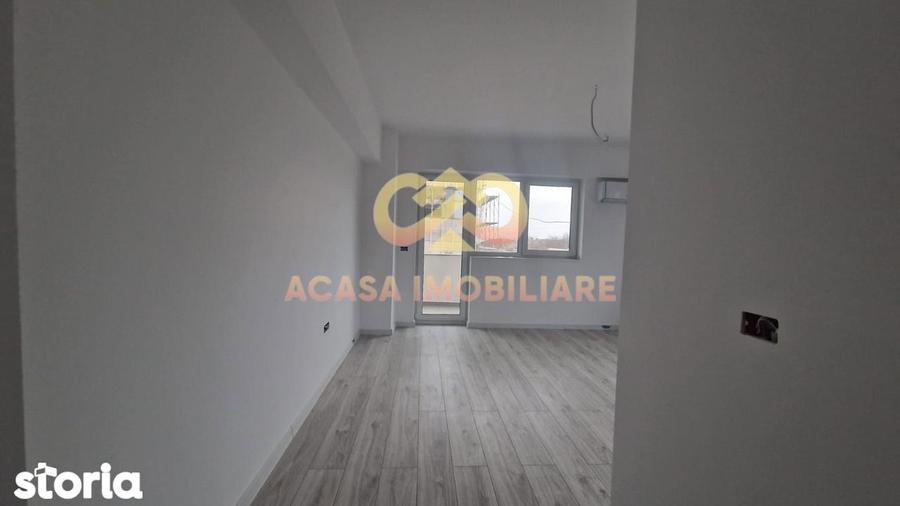Apartament cu 3 camere decomandat în Galata