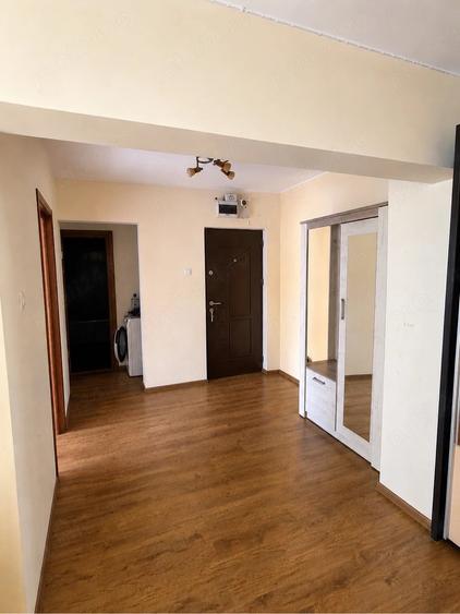 Apartament cu 2 camere decomandat în Crihala