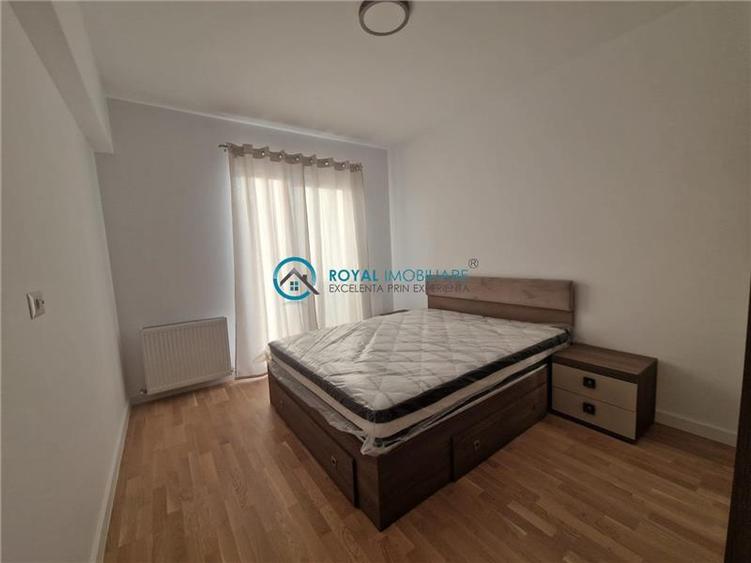 Apartament cu 3 camere decomandat, mobilat în Albert