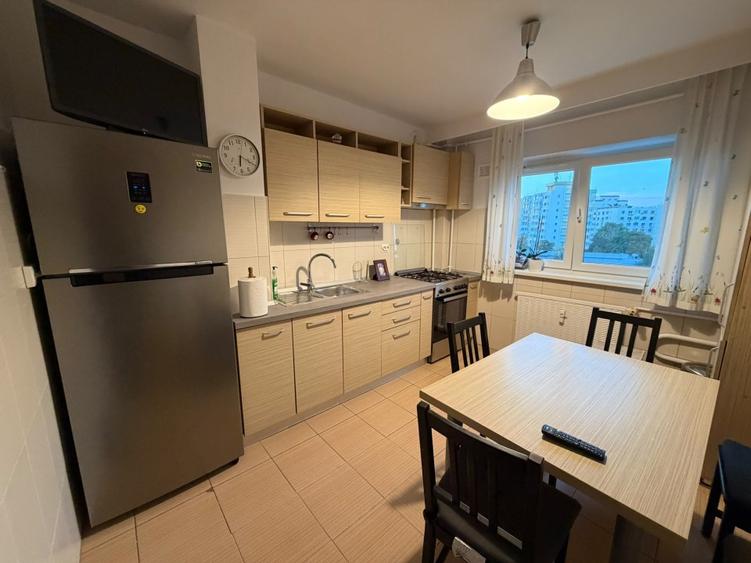 Apartament cu 2 camere decomandat în Pantelimon