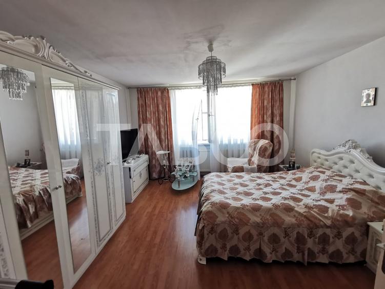 Casă individuală cu 5 camere cu Canalizare în Lazaret